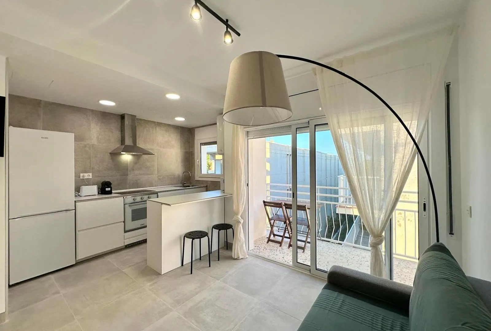 Sea Views Sanatori Beach, Barcelona location